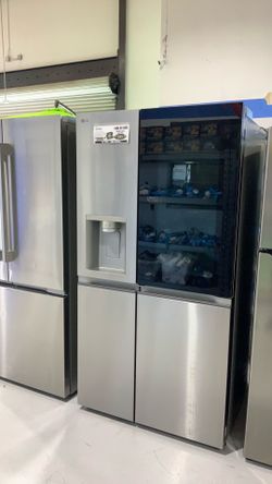 LG 27 cu.ft. Smart Side by Side Instaview Refrigerator $1,050