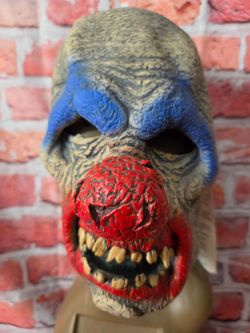 Zagone Studios PANTOM CLOWN Mask Exclusive Shop RARE Halloween Phantom Clown New


See Full video on the Rudos Epic Props youtube channel