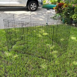 Wire Dog Pen  Or Fencing For Yard 