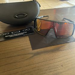 Oakleys Men sutro sunglasses