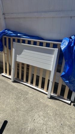 Wood Twin size frame