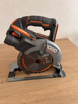 Circular Saw (Tool Only)