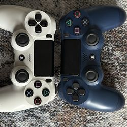 PS4 Console Bundle + 2 Controllers + 5 Games – Great Condition