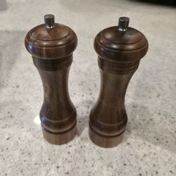 Salt and Pepper Mills