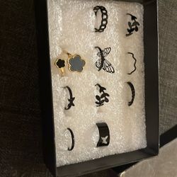 Black Rings Set New With No Box 