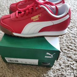 Brand New Kids Puma Size 11c