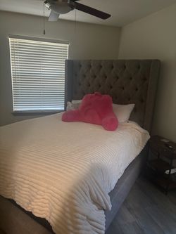 Queen Bed