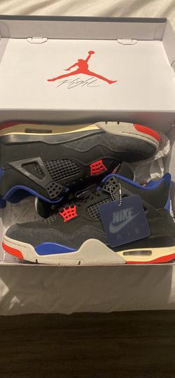 Jordan Retro Rare Air 4’s size 9