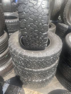 SET LT 275/70/18 BF GOODRICH SEMI NEW 75% TREAD LIFE $260 PRICE INCLUDES PROFESSIONAL INSTALLATION AND TAX