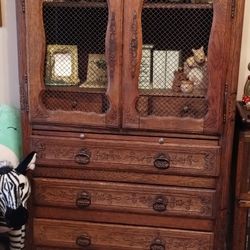 Exceptional Antique Piece