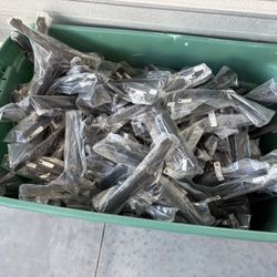 $10 for Lot of 60 New Samsung Assembly TV Stand Legs- Left and Right BN96-52637A- Black