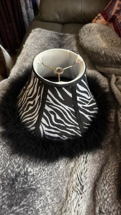 Zebra top lamp