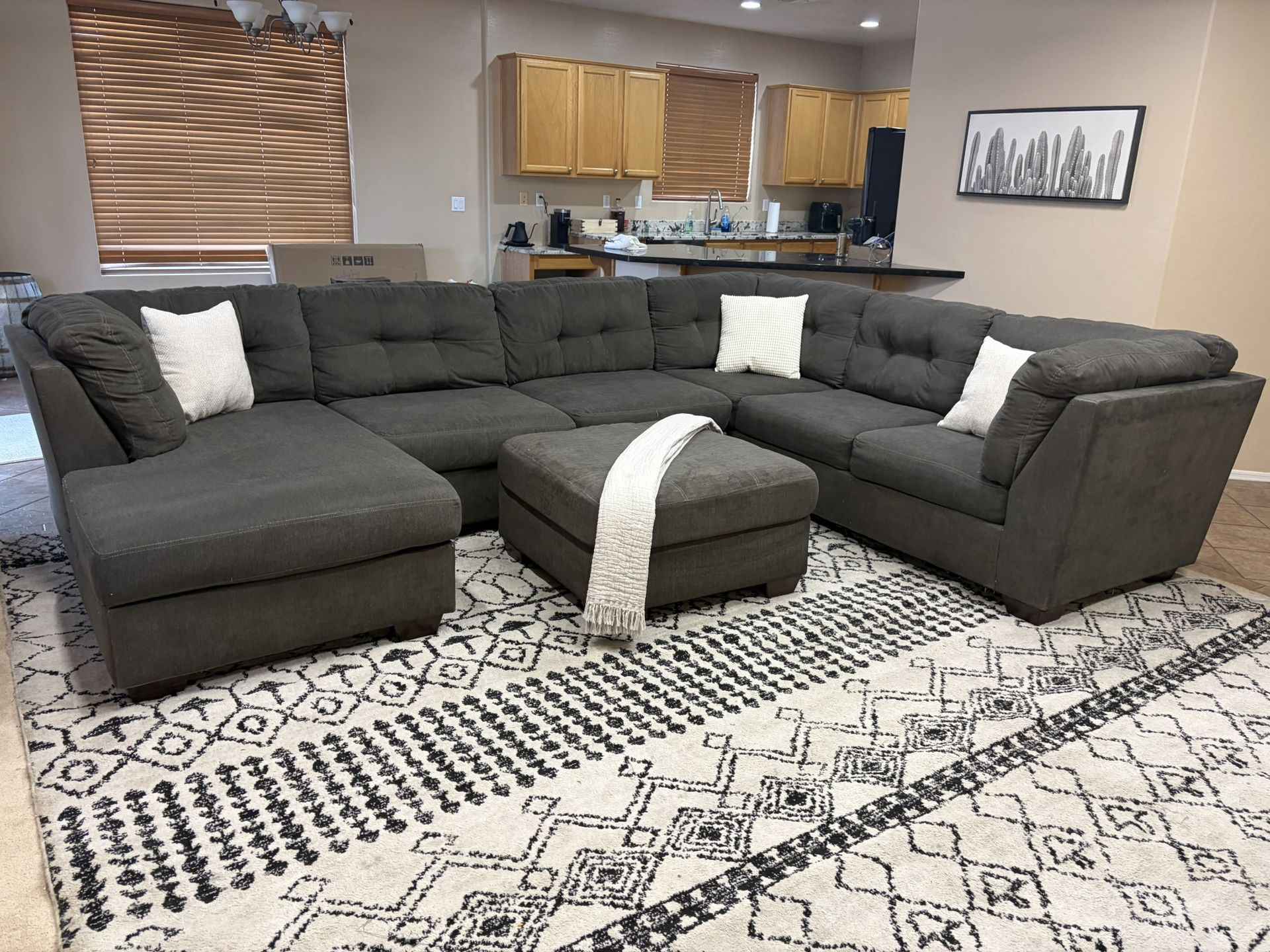 Beautiful Ashley 3pc Sectional W Ottoman
