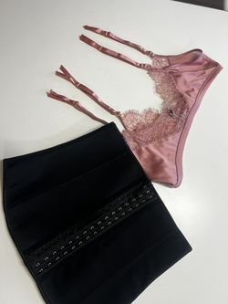 shaping lingerie, guard your belt size large, waist center shoe size medium, both are new $49 each