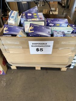 Disposable Nitrile Gloves!