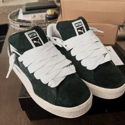 Men’s Size 11 Puma XL jackhammer 