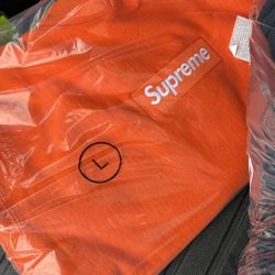 Brand New Supreme FW24 Box Logo Pullover Hoodies And Beanies