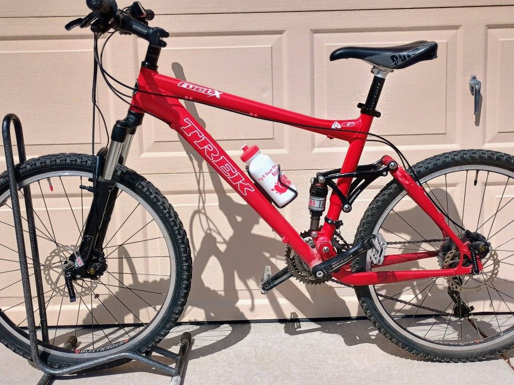 Trek Fuel EX 6 Mountain Bike
