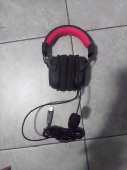 Red Dragon Zeus gaming headset