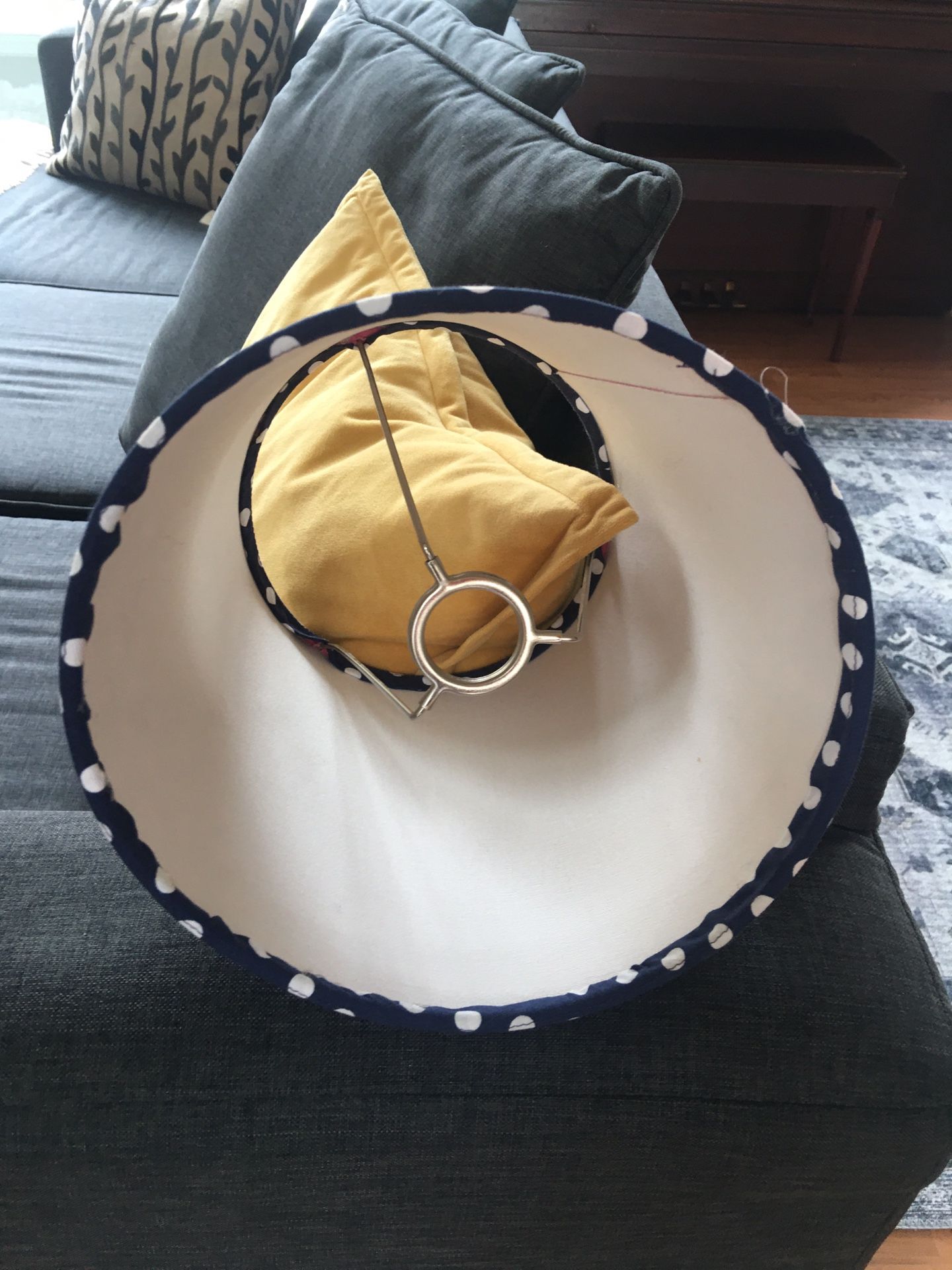 Lamp shade