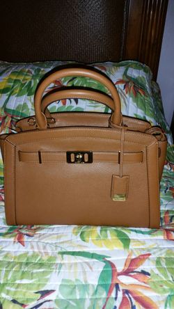 $140 NEW MICHAEL KORS $140