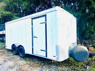 Beautiful trailer 16x8 no leaks new tires over $11k new plus spare electric brakes straps more