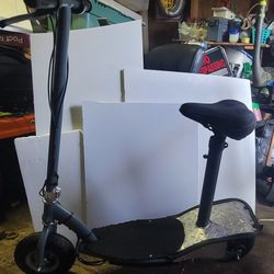 24v Razor Scooter W/Seat