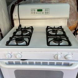 Gas stove
