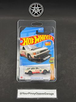 Hot Wheels - HW Wagons #4/5- Motul White Nissan Maxima Drift Car (HCT17)
