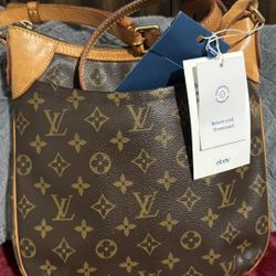 Louis Vuitton  Bag Authentic %100 