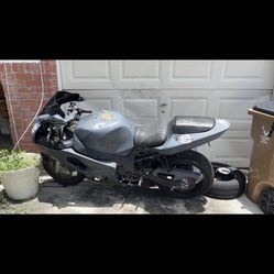 2000 To 2003 Suzuki Gsxr For Parts Finance Surveyor Available Message With What You Need