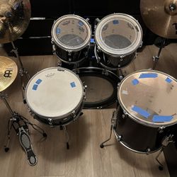 Ludwig BackBeat Complete 5-Piece Drum Set 