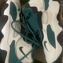 Nike Air Speed Turf Youth Size 7