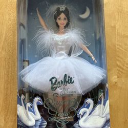 Swan Queen/Swan Lake Barbie 