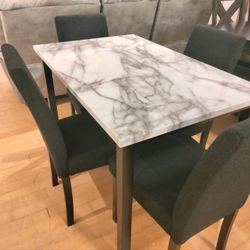 COMPLETE DINING SET FOR $399