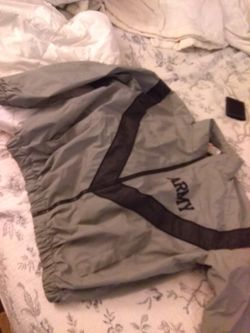 Army jacket new !!! 25$ obo