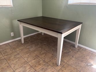 Farmhouse Dining Table Dark Top White Base