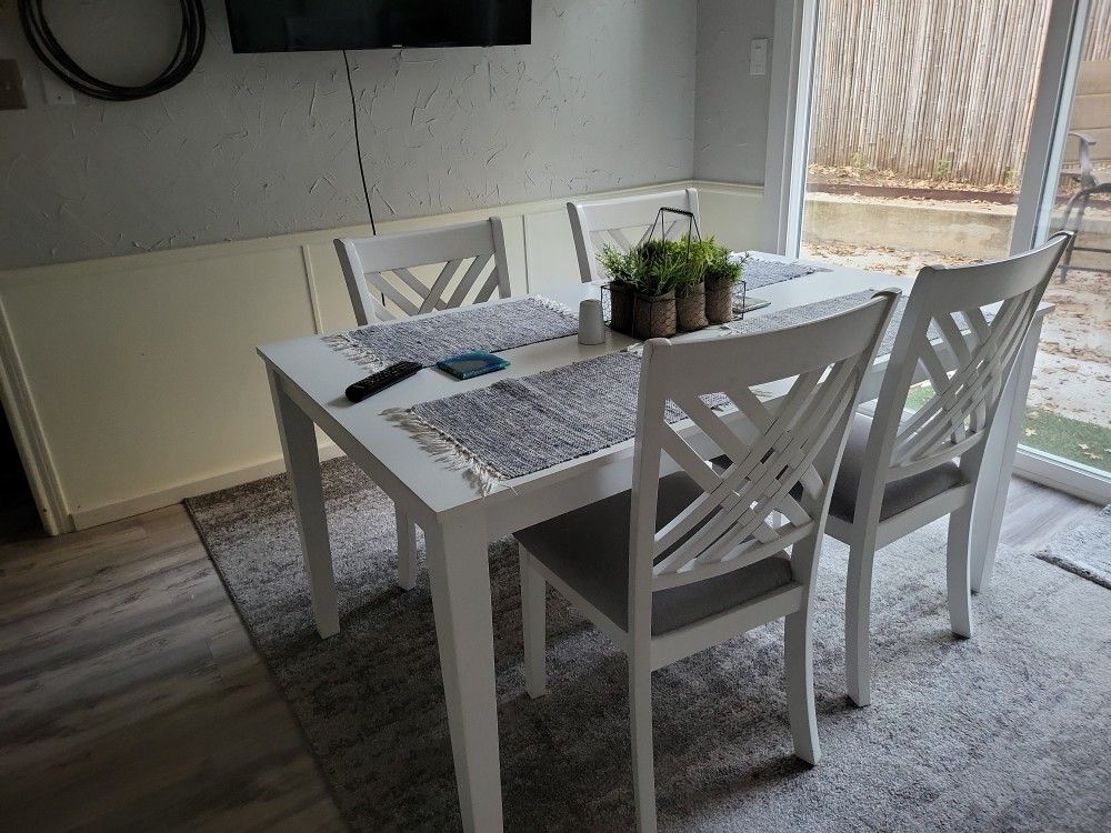 Kitchen table plus six chairs