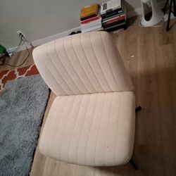 Criss Cross Chairno Wheel Adjustable Swivel