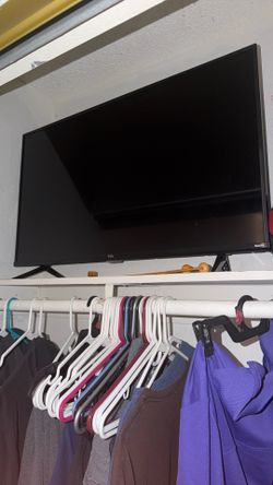 TCL Roku Tv 32inch