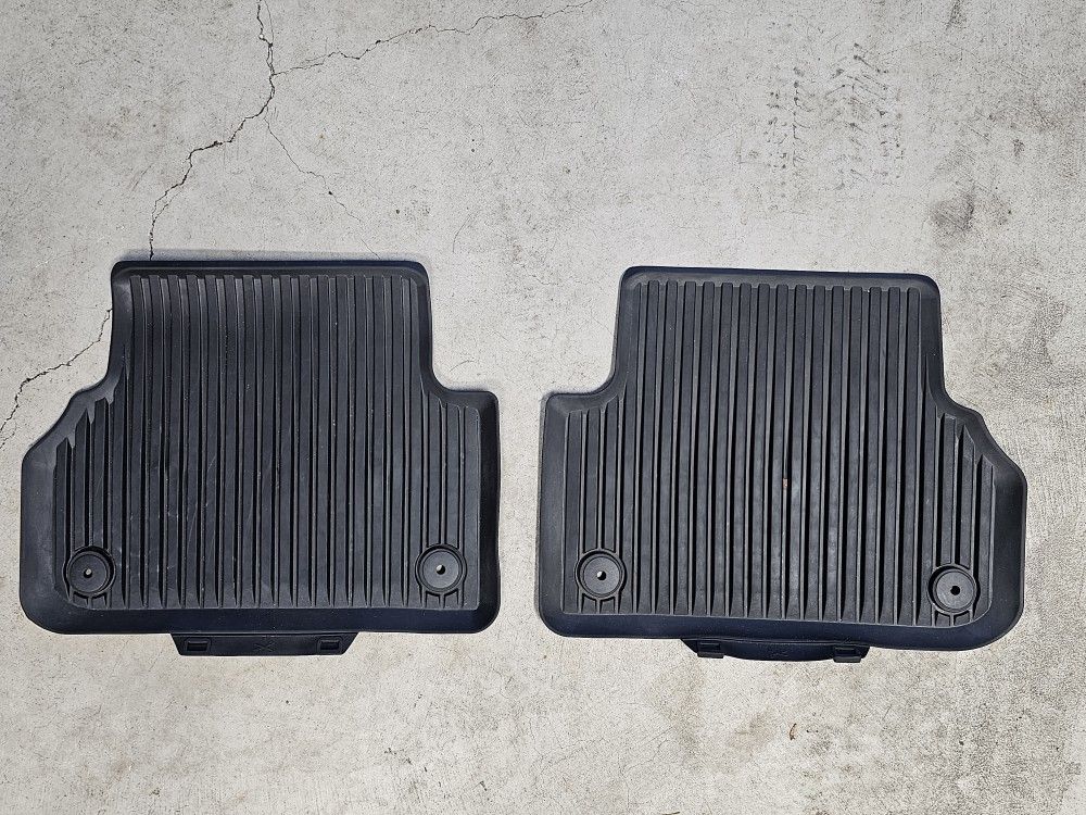 2017-2024 Audi A4 Rear Rubber Floor Mats