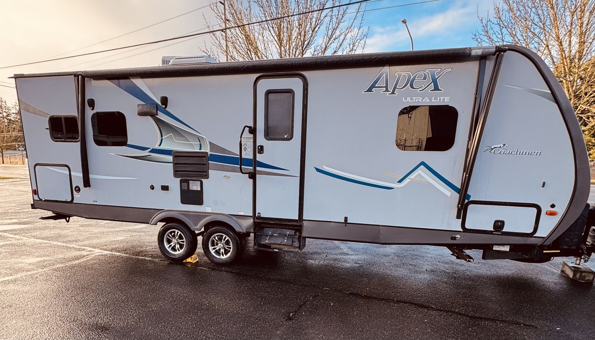 2017 Coachman Apex