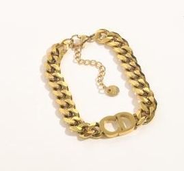 Gold Chain Link Bracelet – Bold Statement Style
