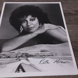 RARE HAND SIGNED RITA MORENO SIGNED PHOTO