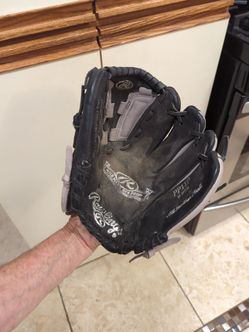 Kids baseball glove