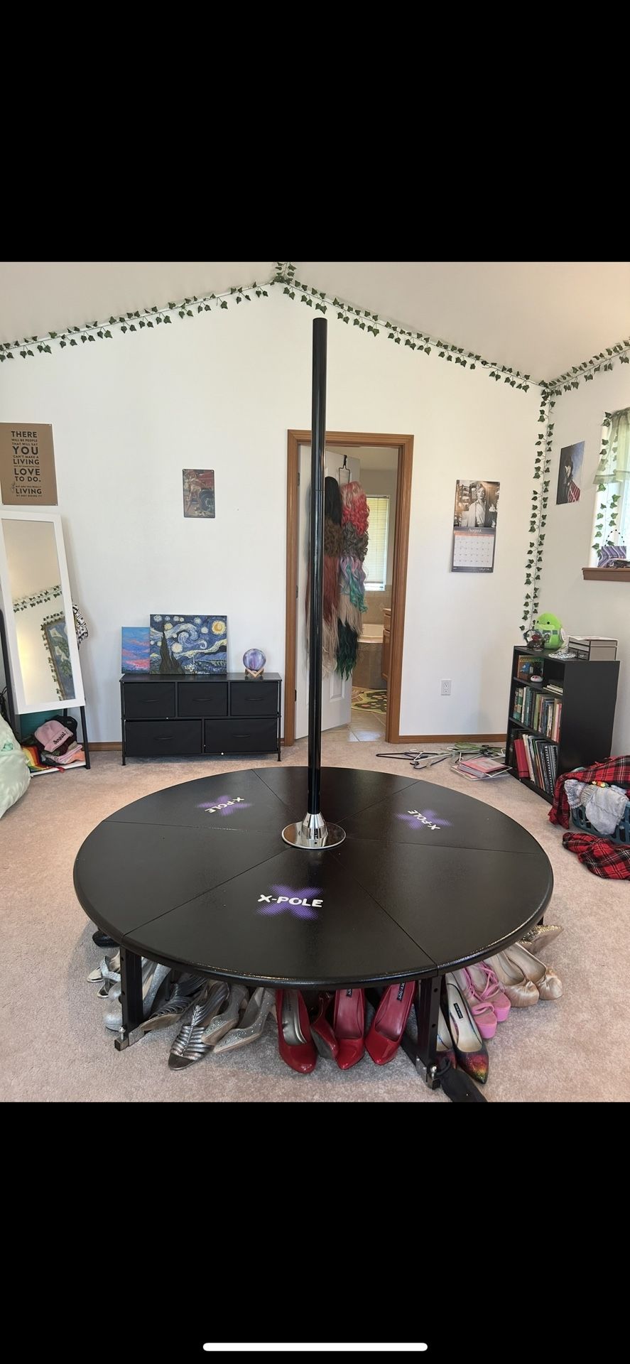 Pole