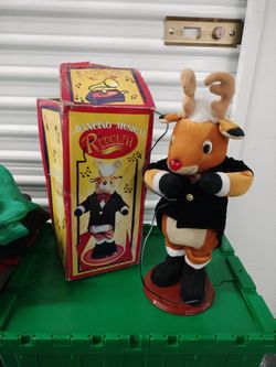 Dancing Musical Rudolph