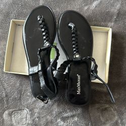 Women’s Size 8 Sandals