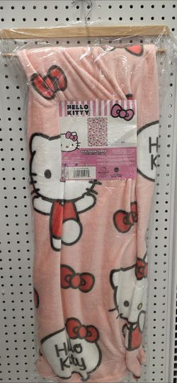 Hello Kitty Throw Plush Blanket