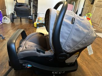 Even Flo Baby Car seat 